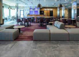 Courtyard by Marriott Lake Jackson 4