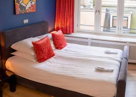Dutch Masters Short Stay Apartments 5