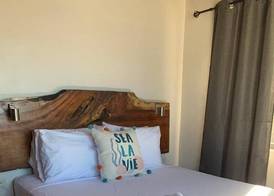 The Bounty Hotel 5
