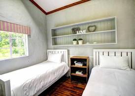 Oakhurst Farm Cottages 3