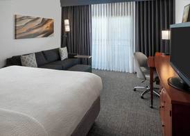 Courtyard by Marriott Memphis East/Park Avenue 5