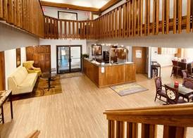 Howard Johnson by Wyndham Branson Theatre District 2
