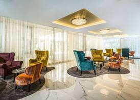 Hotel Golden Lake Resort 2