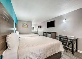 Econo Lodge Russellville 4