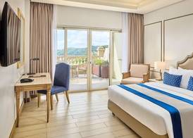 Twin Lakes Hotel near Tagaytay 5
