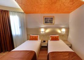 Hani Hotel 4
