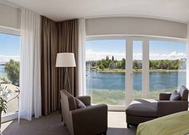 Hotel 47 4