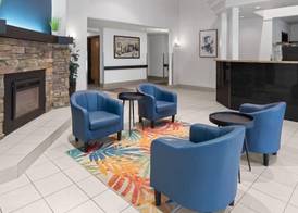 Super 8 by Wyndham Quebec City 2