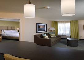 Candlewood Suites NEWARK SOUTH - UNIVERSITY AREA by IHG 4