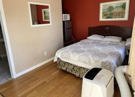 Great House Motel 5