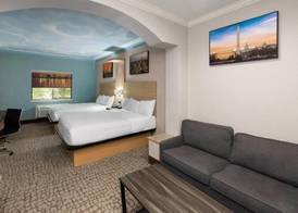 Baymont by Wyndham Texas City 5
