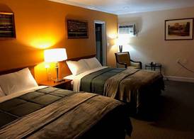 Howard Johnson by Wyndham Ridgecrest, CA 2
