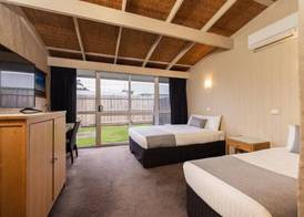 Torquay Hotel/Motel 2