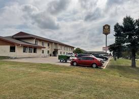 Budget Host Inn 3