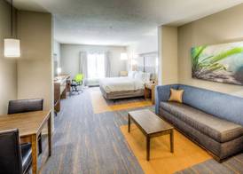 Holiday Inn Express & Suites CLEVELAND WEST - WESTLAKE by IHG 4