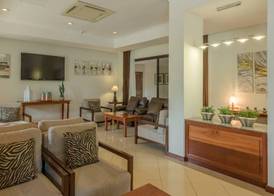Sea Cliff Court Hotel & Luxury Apartments 2