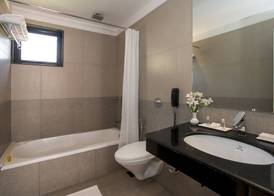 Nanu Beach Resort & Spa 5