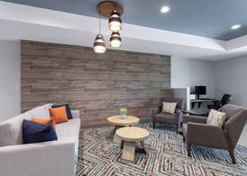 Candlewood Suites MCPHERSON by IHG 2