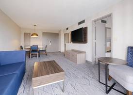 Holiday Inn Express & Suites FT. LAUDERDALE-PLANTATION by IHG 3