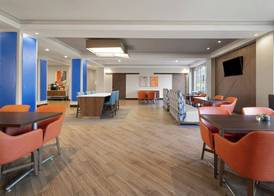 Holiday Inn Express & Suites AIKEN by IHG 2