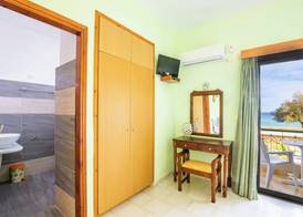 Sun Beach Apartments 5