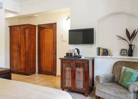 Olive Hotel Alidia Beach Resort by Embassy Group 4