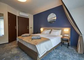 Hotel Crystal 5