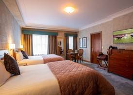 Lawlors Hotel 3