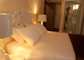 Hypnos Design Hotel 5