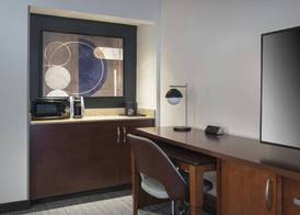 Courtyard by Marriott Norwalk 4