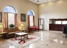Days Inn & Suites by Wyndham Columbia Airport 2