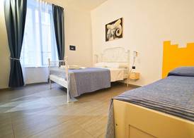 Neapolitan Flat 2 0 5