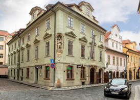Charles Bridge Heritage Suites by SALVATOR HOTELS 3