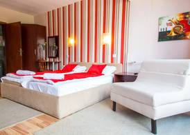Hotel Pine 5