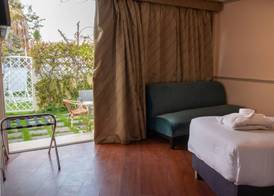 Paradise Inn Beach Resort 4