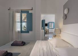 GTK Santorini Oia Sunset Villas 2