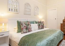 Cliff Cottage 4