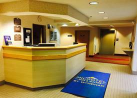 Microtel Inn & Suites by Wyndham Syracuse Baldwinsville 2