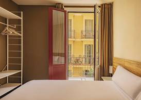 Barcelona Apartment Milà 5