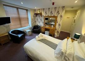 George Hotel Hayfield 2