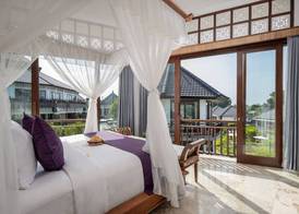 Swan Paradise A Pramana Experience 3