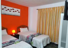 Low Cost Room Plaza de Hierro III 4