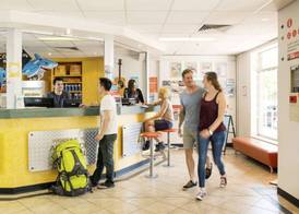 YHA Adelaide Central 4