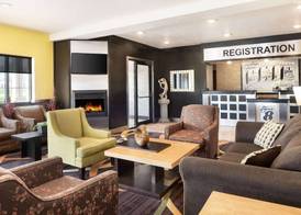 Super 8 by Wyndham Akron S/Green/Uniontown OH 3