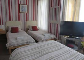 Oakwell Guest House 3