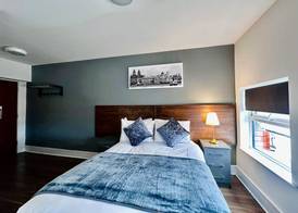 Trivelles Liverpool 5