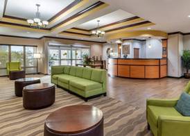 Comfort Suites Vicksburg 4