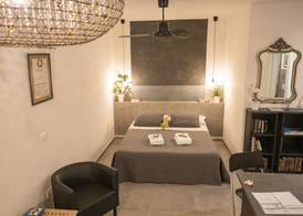 Camaella Luxury Studio with AC 5