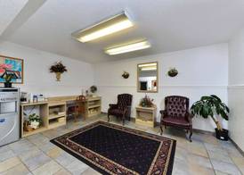 Americas Best Value Inn Jefferson City 4