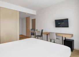 Eurostars Oasis Plaza 2